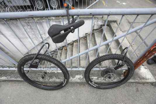 Warum “abschließen” nicht gleich “anschließen” ist