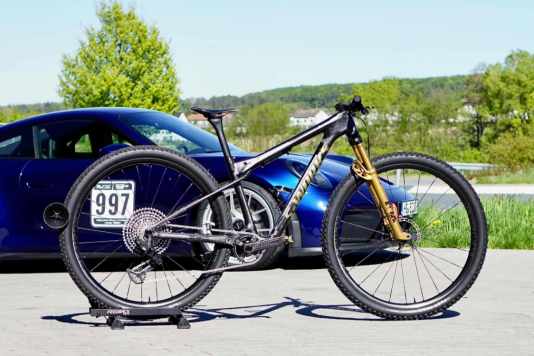 BIKE Leserbike mit 7,4 Kilo