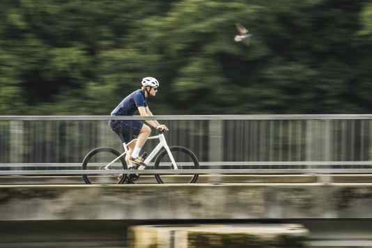 Keine Gangschaltung - superleichtes Canyon E-Bike im Praxis-Check