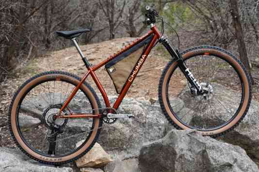 Schöner Biken mit Stahlrahmen