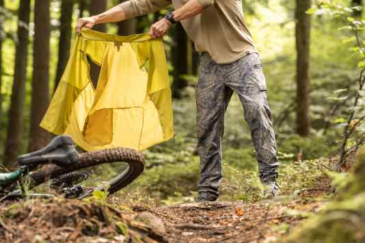 Nur teuer oder auch gut? Patagonia Hose & Weste im Test