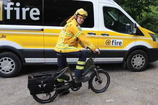 Tern spendet Quick Haul E-Cargobikes an Katastrophenschutz-Organisation