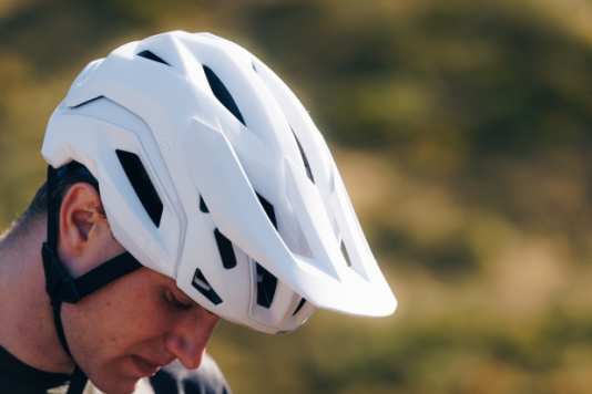 Neuer MTB-Helm mit Mips-Technologie und E-Bike-Zertifizierung
