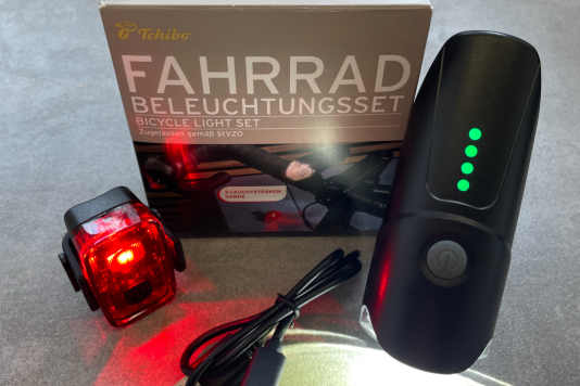 Fahrradlicht, Minipumpe & Radflasche mit Halter im Check
