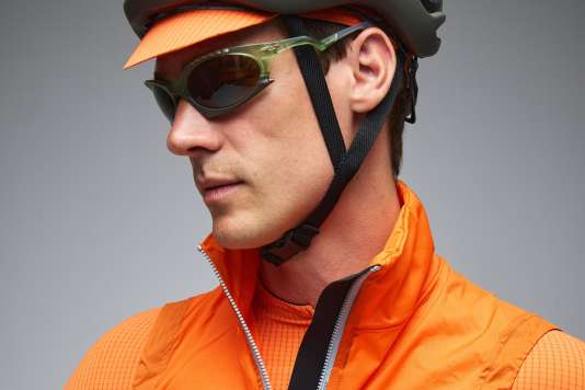 New extremely lightweight weather protection from Q36.5