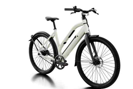 Tiefeinsteiger-Version des vernetzten City-E-Bikes vorgestellt