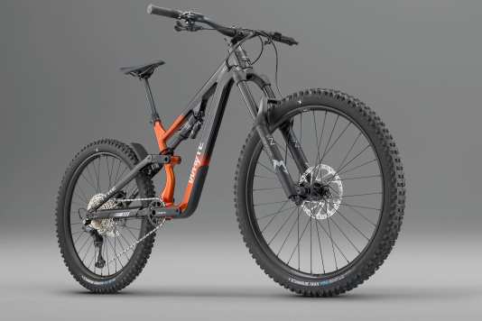 Das neue Preis-Knaller-Enduro aus UK gibt´s schon ab 2599 Euro!