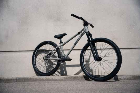 Stahl-Dirtbike zum fairen Preis