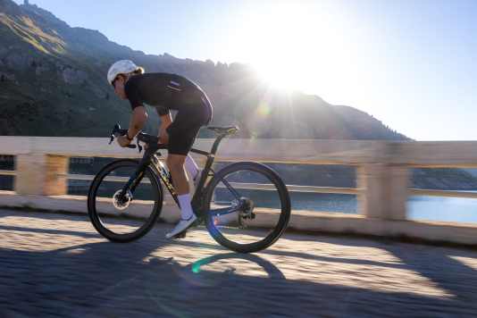 Pinarello stellt neues Dogma X vor