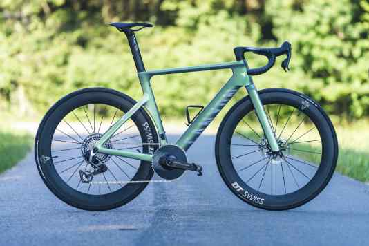Canyon knackt die 200-Watt-Schallmauer