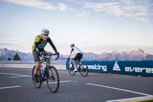 Jack Burcke siegt in 7:15 Stunden