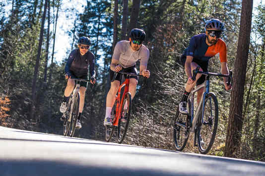 Die 11 häufigsten Anfängerfehler beim Group Ride und wie du sie vermeidest