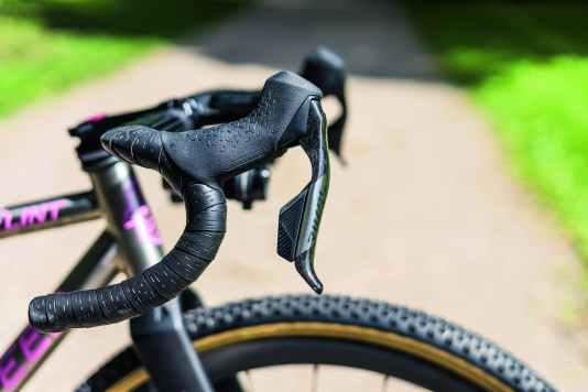 GPS-Computer, Helm, Lenkerband, Smartwatch & Schuh im Test