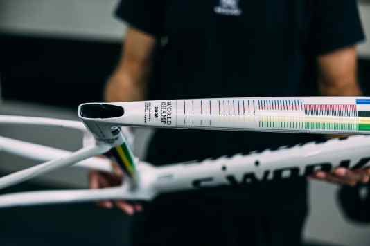 Specialized Neues Tarmac für Demi Vollering