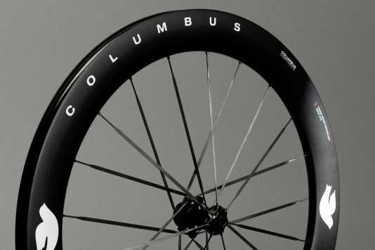 Columbus stellt erstmals Laufräder vor