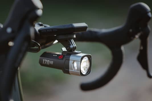 Smart Light Series mit Fernlicht, App-Anbindung und Radar