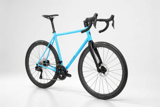 Ein Stahlrenner aus Erfurt als Alternative zum Carbon-Einerlei