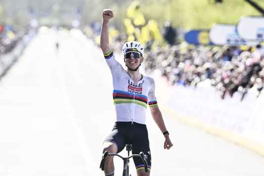 Flandern-König Pogacar feiert Rekord-Sieg
