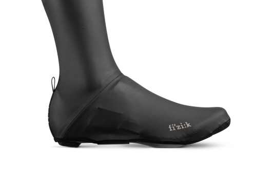Fizik präsentiert neue wetterfeste Überschuhe