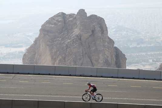 Neue schwere Bergankunft am Jebel Mobrah
