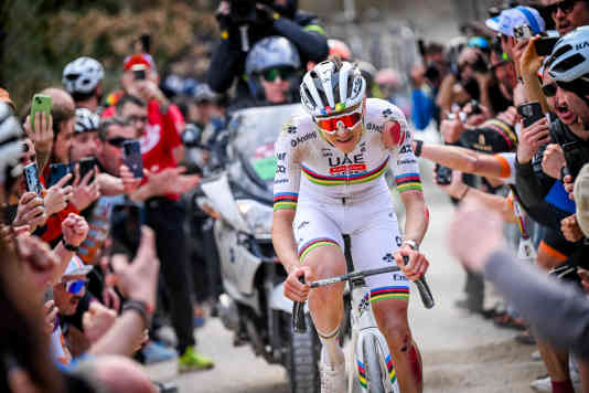 Pogačar trotz Sturz unbesiegbar