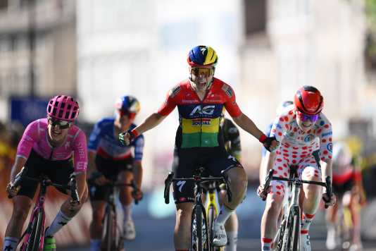 Le Court-Pienaar gewinnt aus prominenter Spitzengruppe