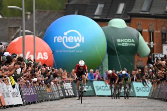 Muur-Experte Berckmoes gewinnt Königsetappe an der Mauer von Geraardsbergen