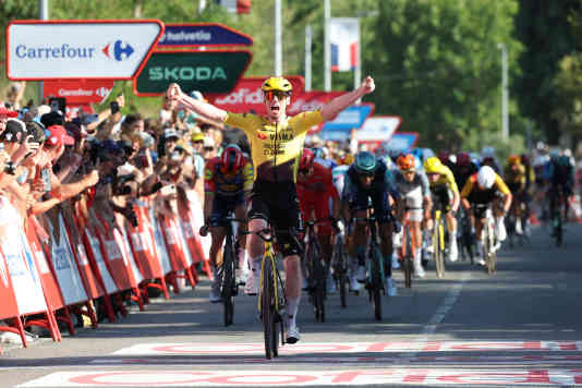 Brennan gewinnt im Sprint gegen Pogacar erste WorldTour-Etappe