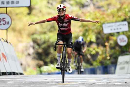 Youngster Widar leaves Pidcock behind to claim the overall victory