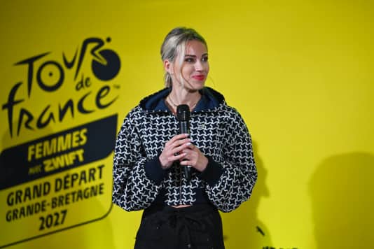 Buckingham Palace as a stage