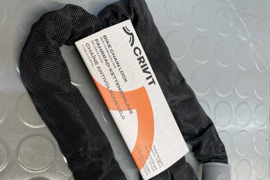 Der Bolzenschneider knackt es in einer Sekunde