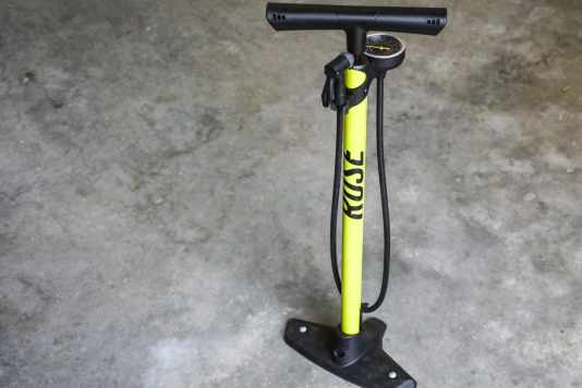Fahrradpumpen-Test der Rose Standpumpe