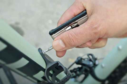 Die Multitools MIA und TOM von SKS Germany