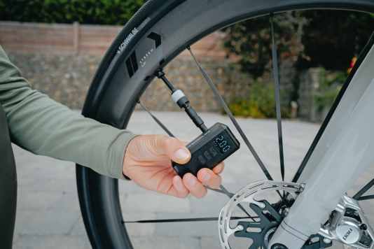 E-Micro Pump mit 8,3 Bar auf dem Kessel