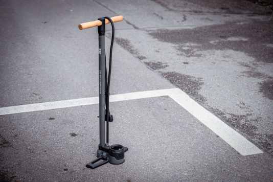 Überzeugt mit tollem Handling, solider Verarbeitung und sicherem Stand