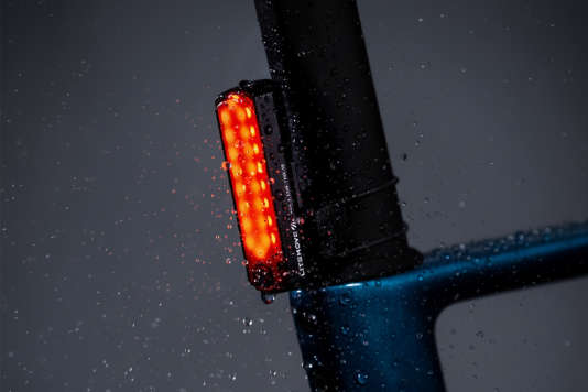 Neue Rücklichter mit Bremslichtfunktion für Rennrad und Gravel