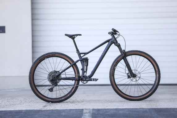Fully MTB für unter 2000 Euro
