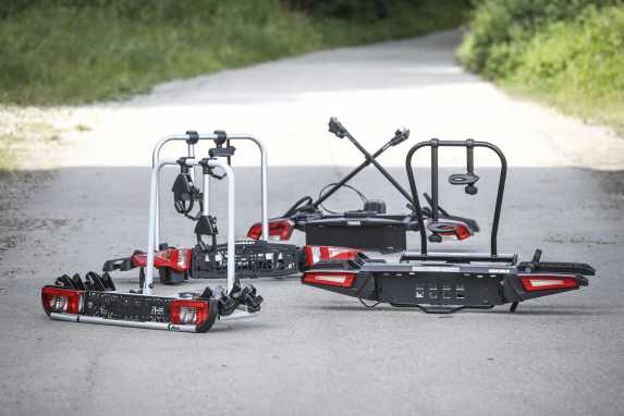 4 towbar-mounted racks, from Atera to Yakima