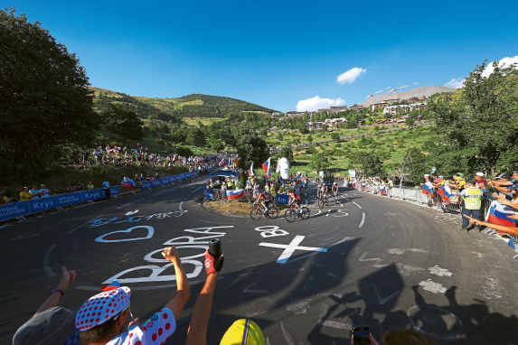 Feiertage für Kurvenkunst-Liebhaber