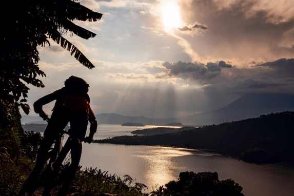 Mountainbiken im zentralen Afrika – Reise-Reportage