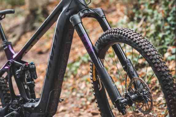 Edles E-Enduro bis zu 2800 Euro günstiger