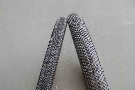 Schneller Biken dank breiterer Reifen?