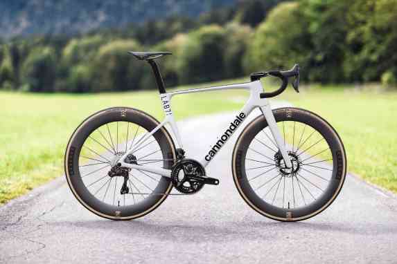 Neues Profi-Rennrad nahe an der Perfektion