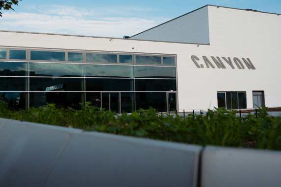 E-Rennräder von Canyon live erleben