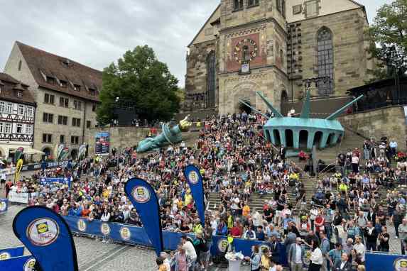 Einmal als VIP beim Radrennen