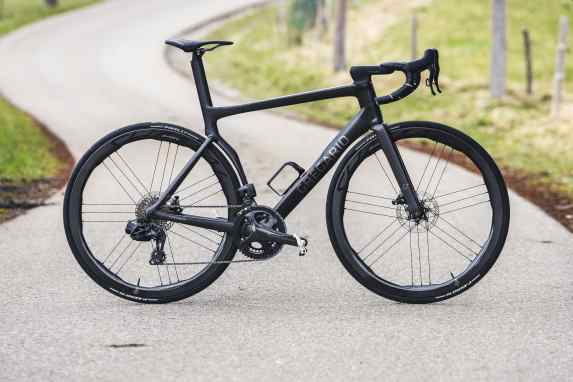 Maßgefertigter Aero-Renner von Gregario im Test
