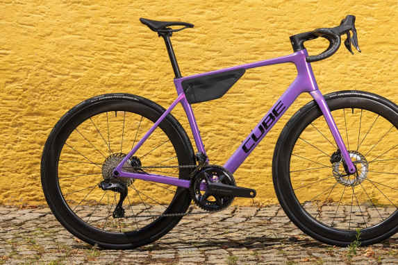 Le vélo de course d'endurance s'améliore