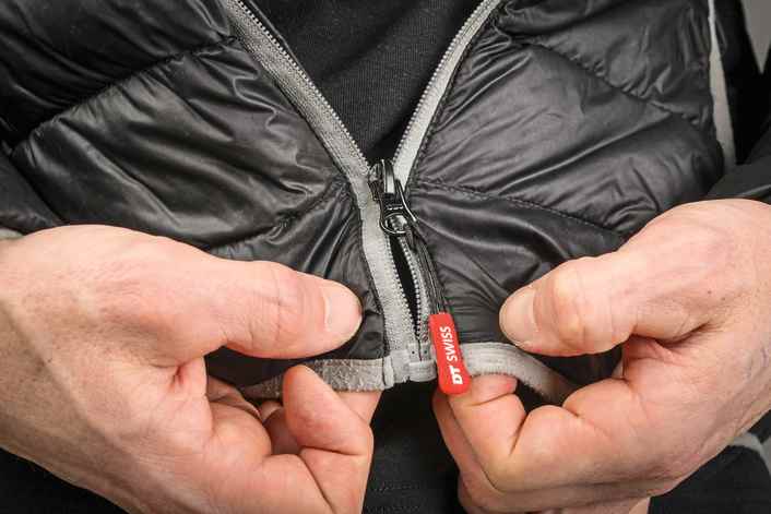Defekte Reißverschlüsse richten
