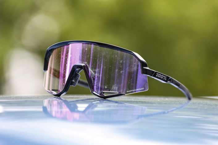 Die eine Sportbrille für alle Bedingungen?