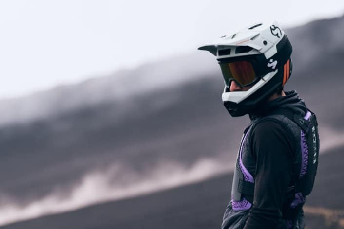 Rose-Jersey, Sweet-Helm & Fox-Allwetter-Schuhe in Gefahr